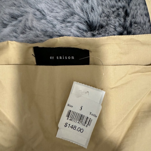 Balloon Midi Dress - Picture 3 of 11